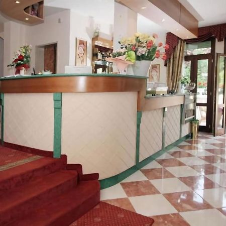 Nice Hotel Mestre Extérieur photo