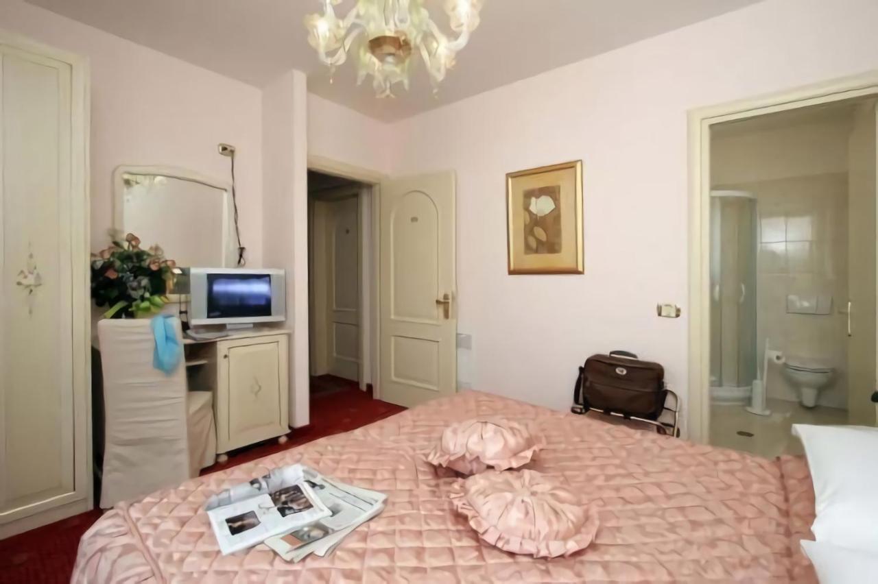 Nice Hotel Mestre Extérieur photo